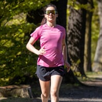 FORTUNA SHORTS die Damen-Laufshorts 2in1 schwarz