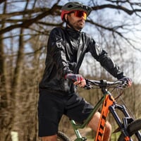 GENIUS BIKE SHORTS die Herren-Radhose schwarz